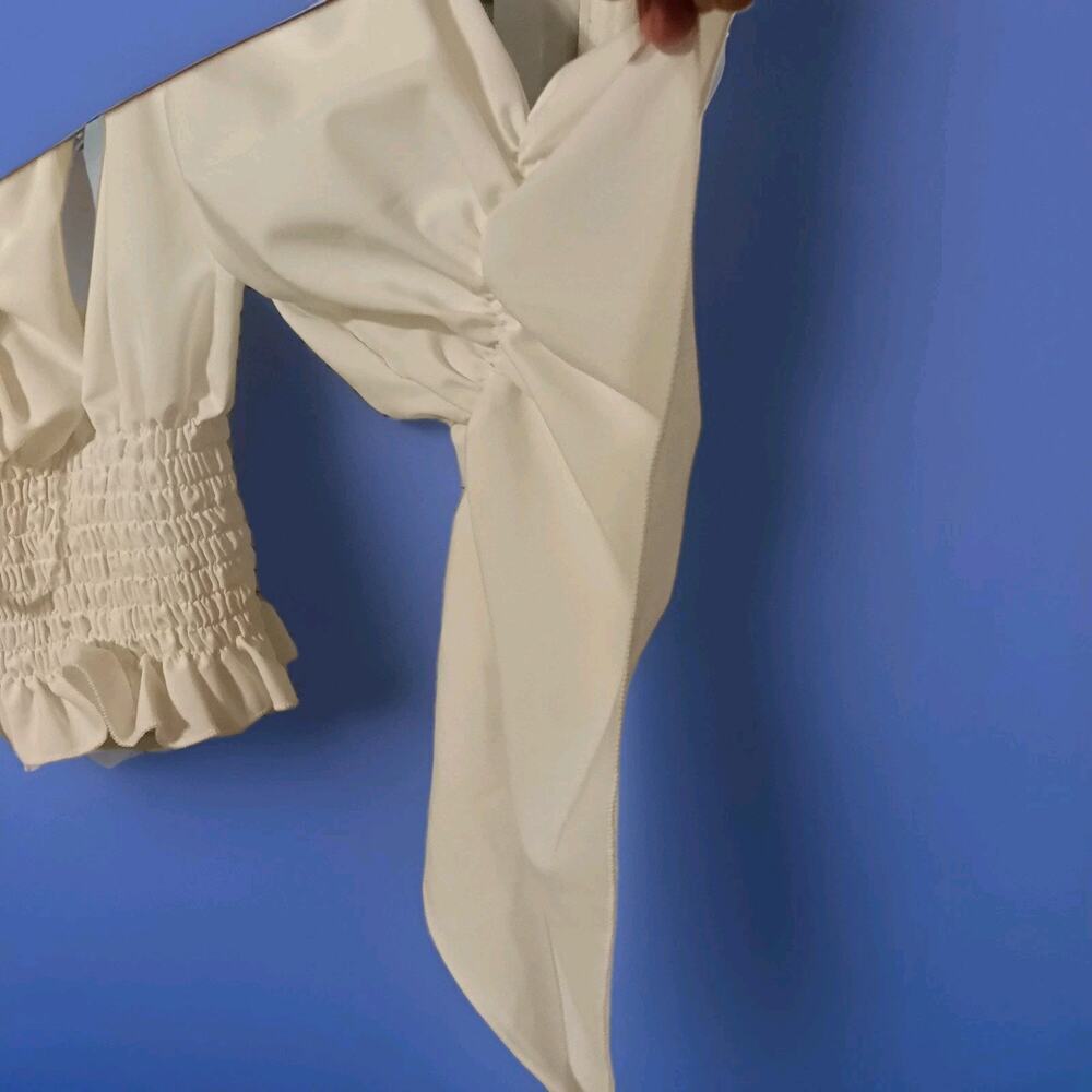 Unbranded Smocked Waist Babydoll Top Bell Sleeves Sz Small White Fairy Y2k - Picture 3 of 5